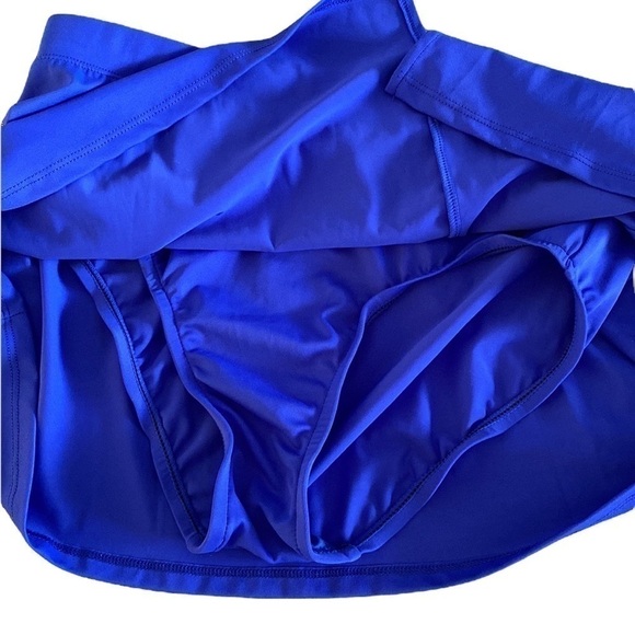 Swim skirt by Caribbean Joe. Size 10. - Picture 3 of 10